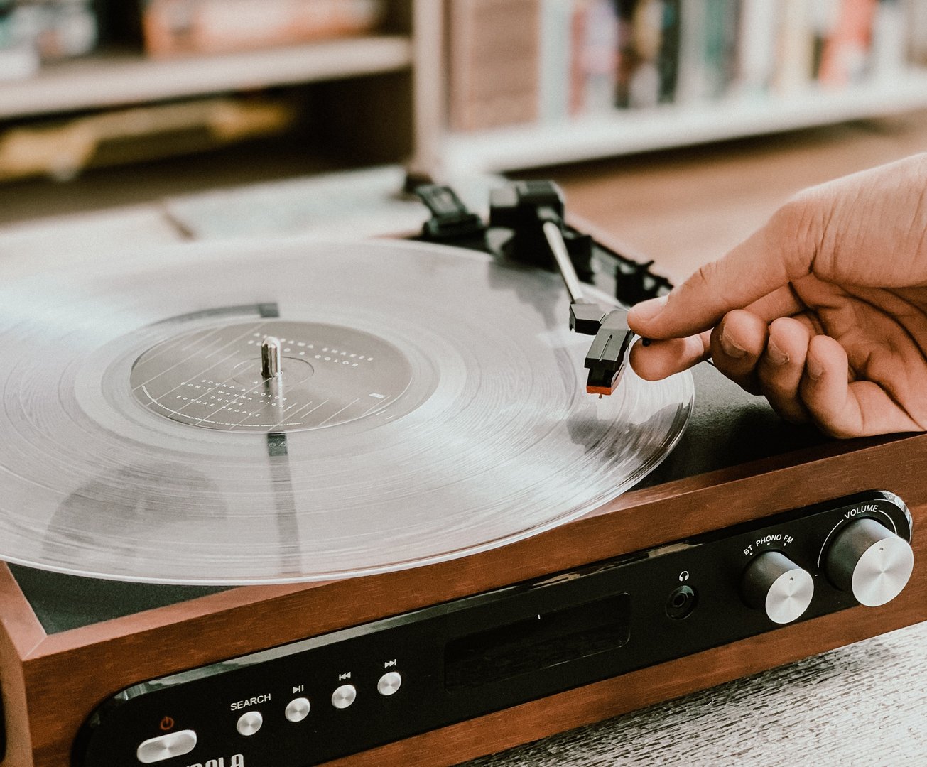 image Back on track: Vinyl sales grow to highest level in three decades