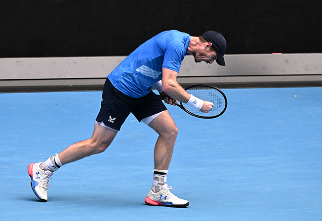 image Indefatigable Murray wins Basilashvili thriller to reach second round