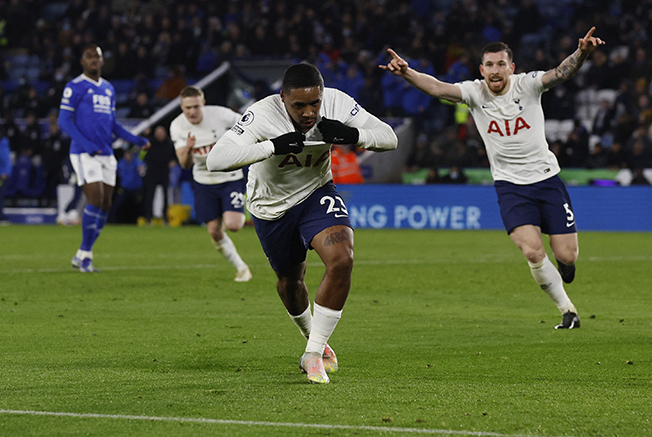 image Bergwijn&#8217;s stoppage-time double gives Spurs win at Leicester