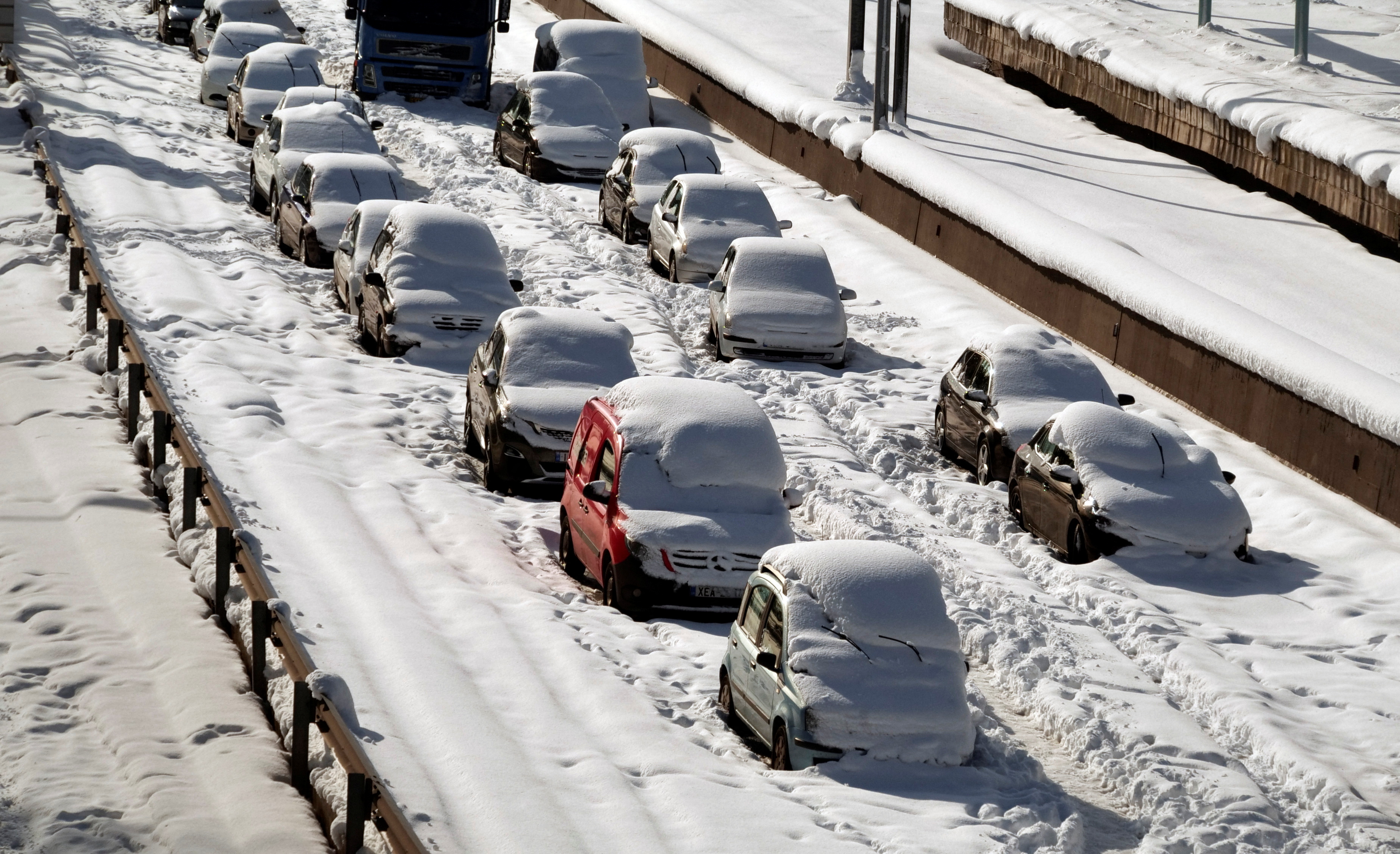 image Greek PM survives censure motion tabled over snowstorm