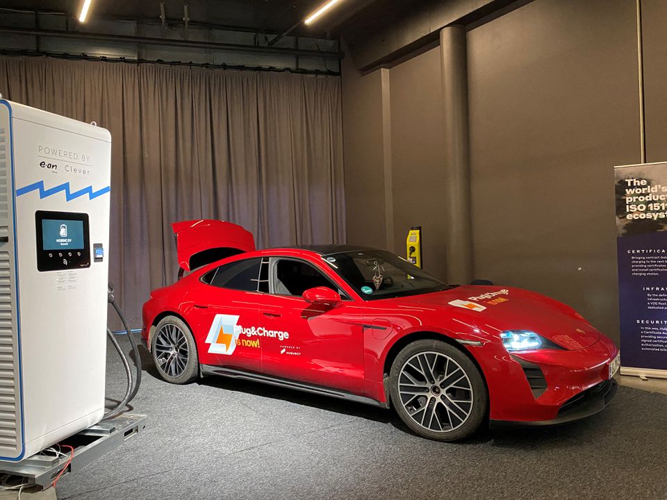 image Electric cars hit 65 per cent of Norway sales as Tesla grabs overall pole