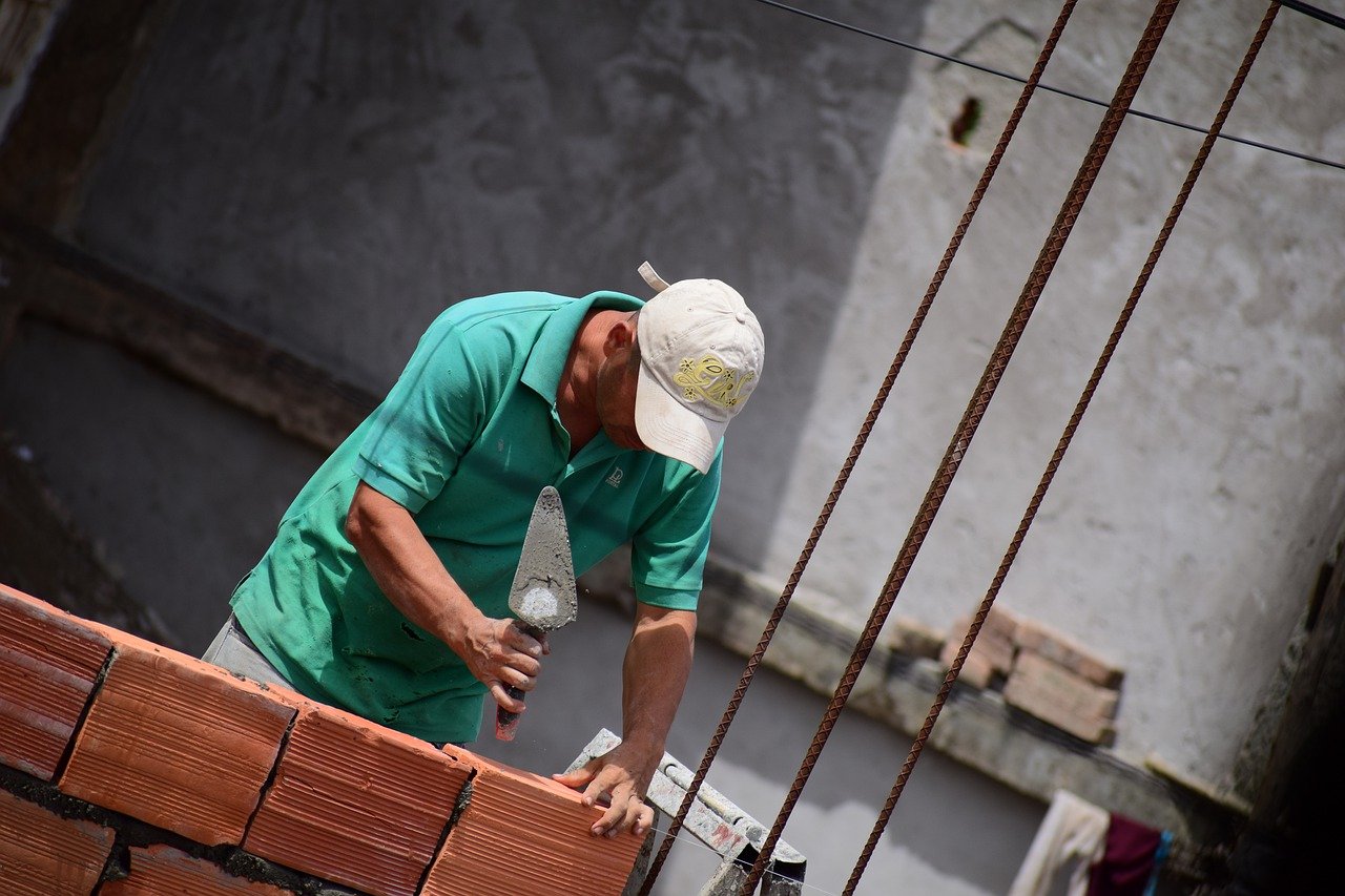 image There is a lack of qualified craftsmen in the building industry