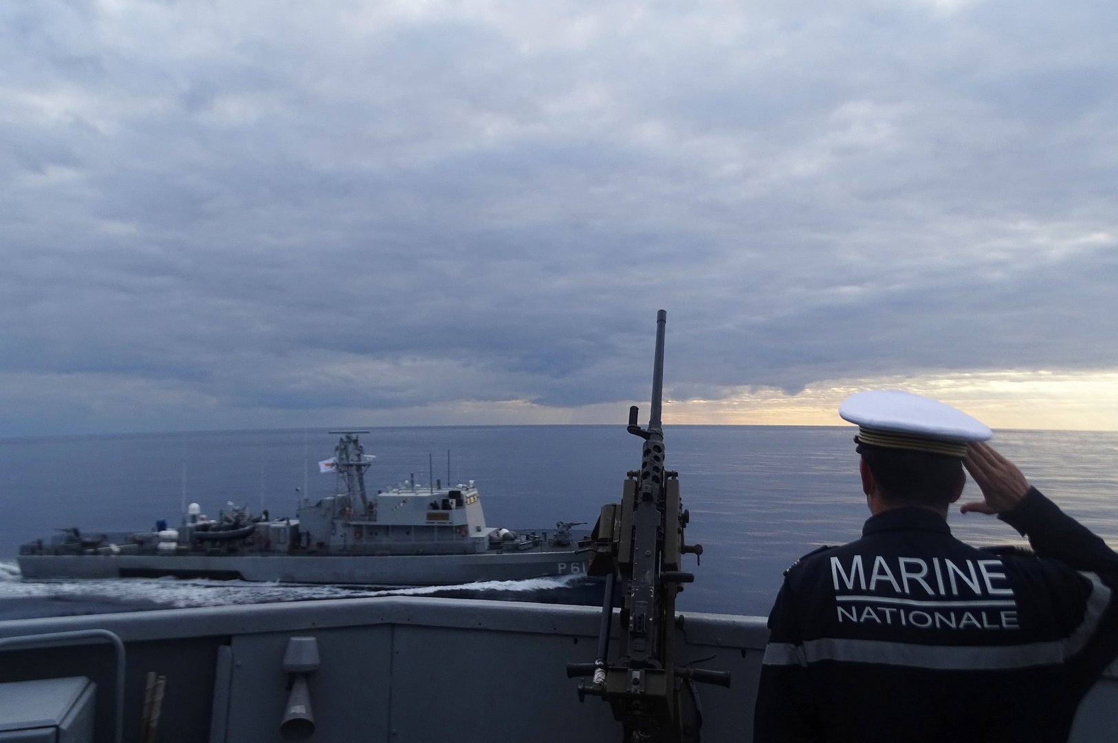 image Navy takes part in exercise with French frigate (pics)