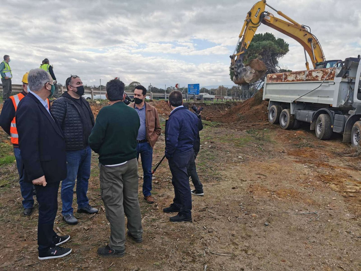 image Clean-up of mining waste at Mavrali beach begins