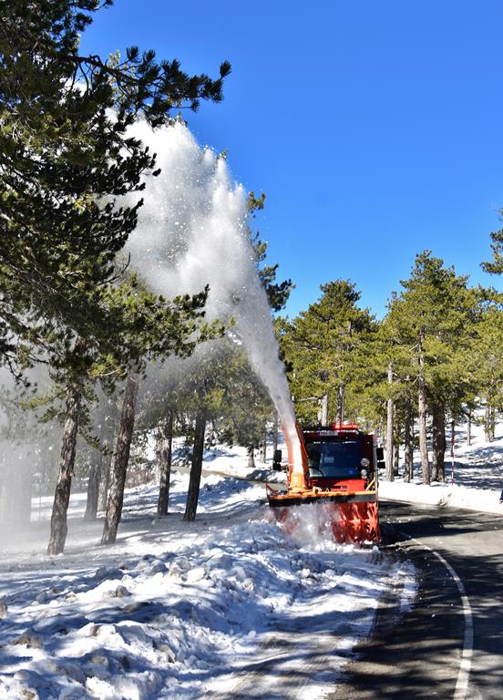 new fire truck snow 1