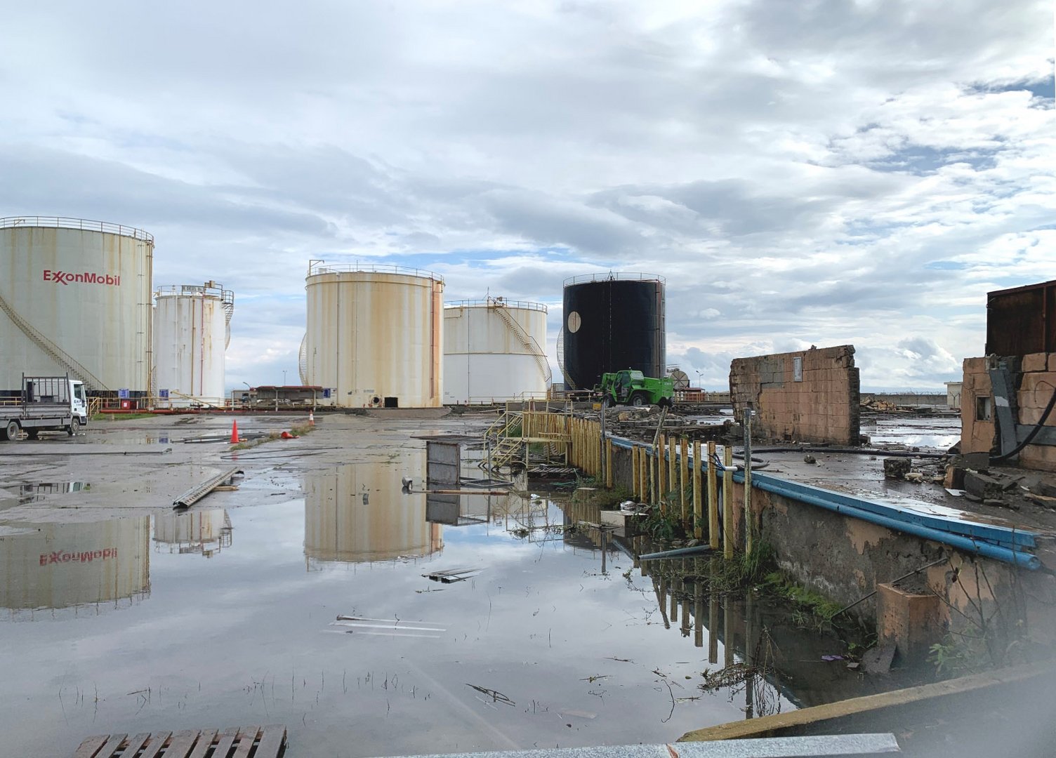 image End in sight for dismantling of Larnaca oil storage facilities