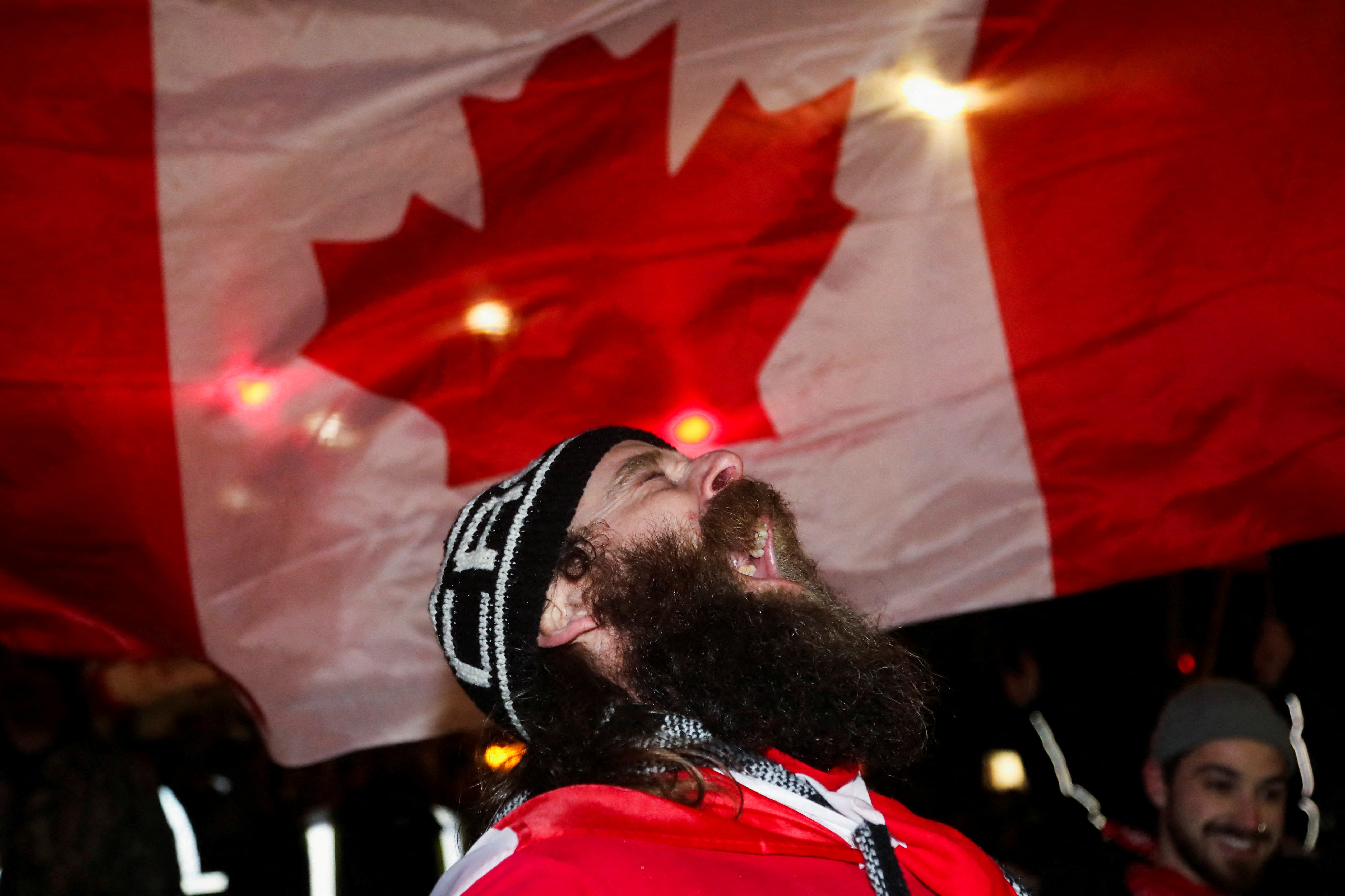 image Protesters defy injunction order, continue to occupy key U.S.-Canada bridge