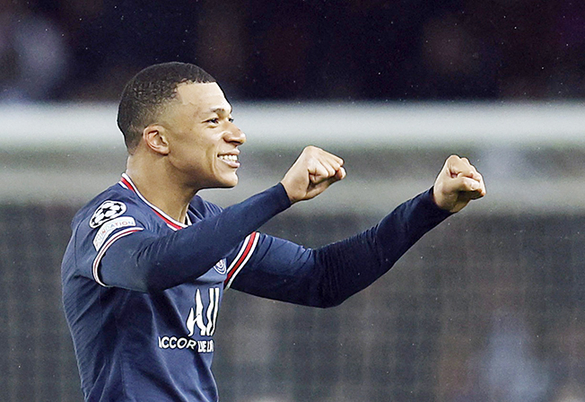 image Pochettino revels in Mbappe magic as PSG edge Real