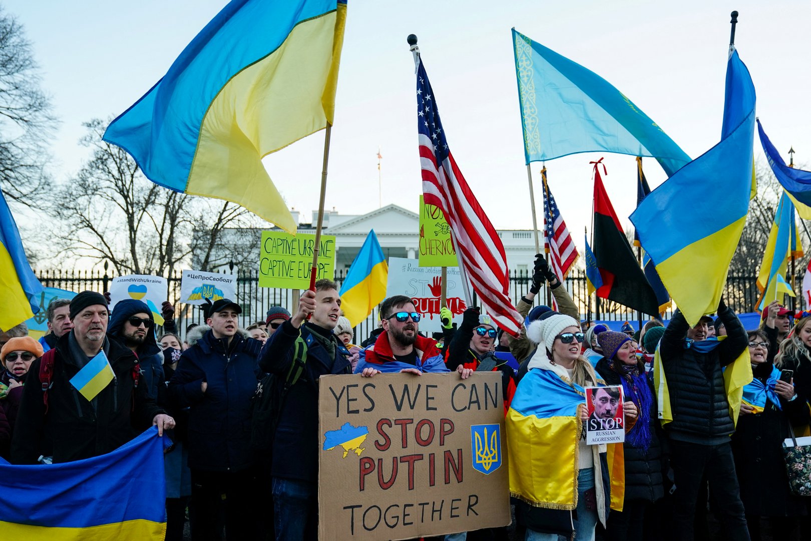 image Biden agrees in principle to Ukraine summit with Putin