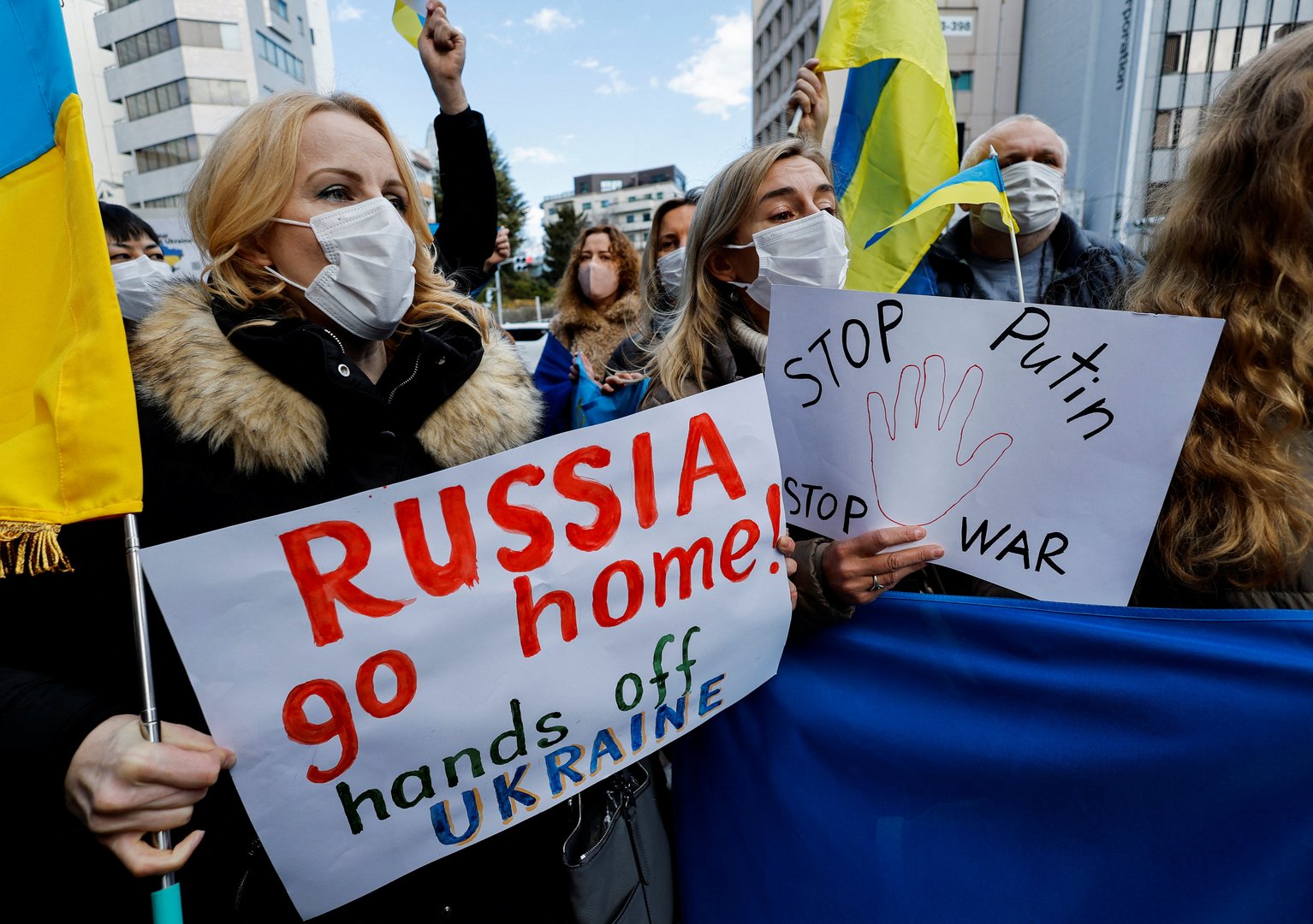 image US and allies step up sanctions pressure on Russia over Ukraine