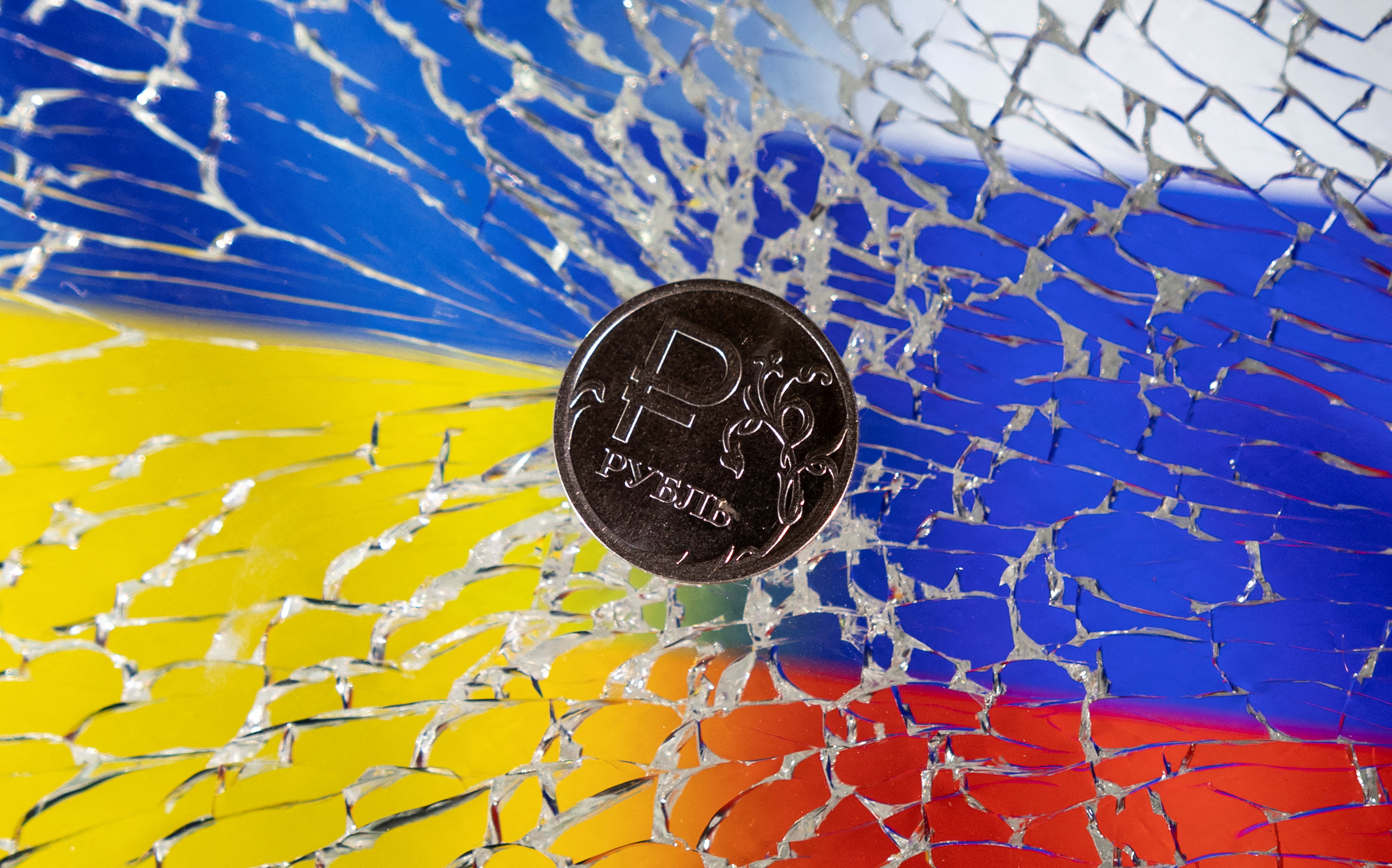 image Western companies head for the exit in Russia as sanctions tighten