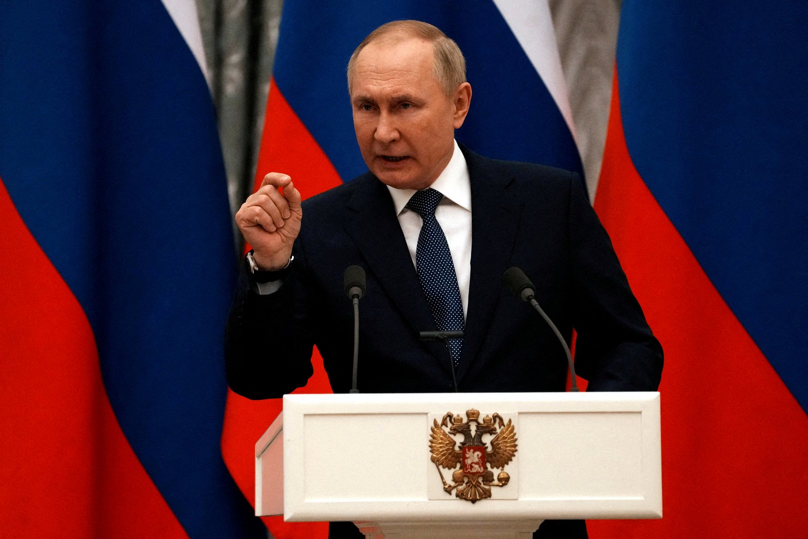 image Kremlin watchers detect signs Putin wants to defuse Ukraine crisis