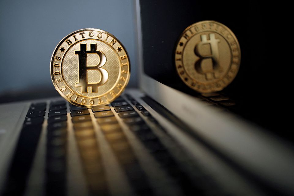 image Cryptoverse: The early birds betting bitcoin&#8217;s bottoming out