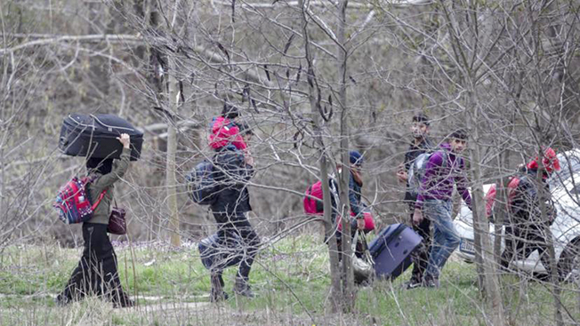 image Turkey blames Greece after 12 migrants freeze to death near border