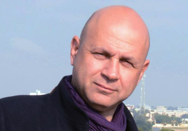 image Turkey denies entry to Turkish Cypriot doctor and peace activist
