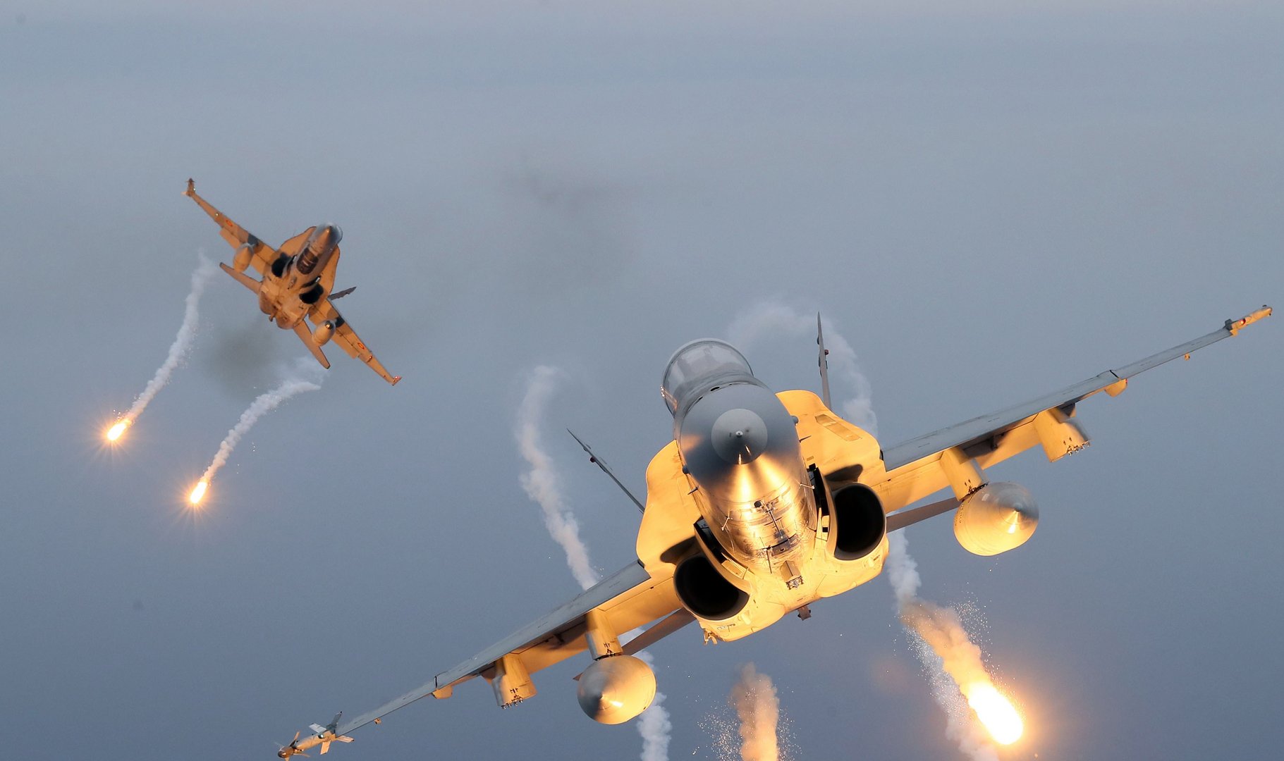 image NATO puts warplanes on alert, to increase troop presence on eastern flank