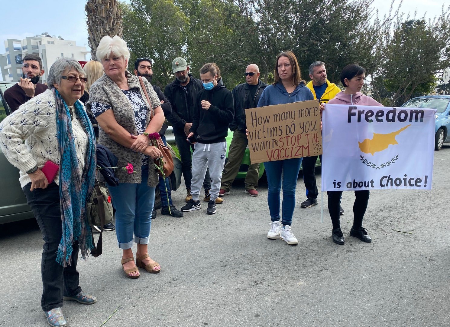 image Relatives of woman who died suddenly demonstrate outside hospital (updated)