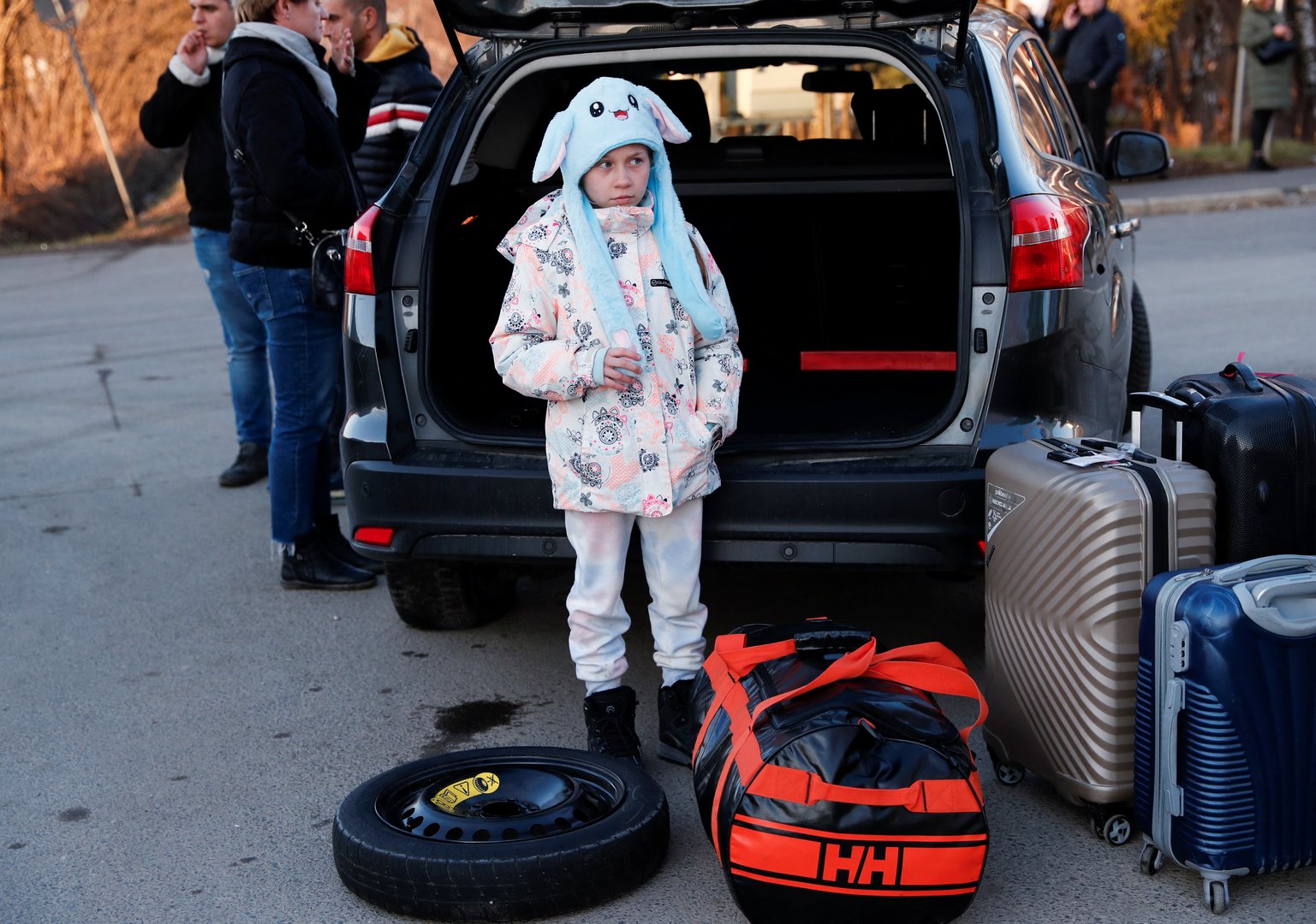image Ukrainian refugees start arriving in neighbouring central European nations