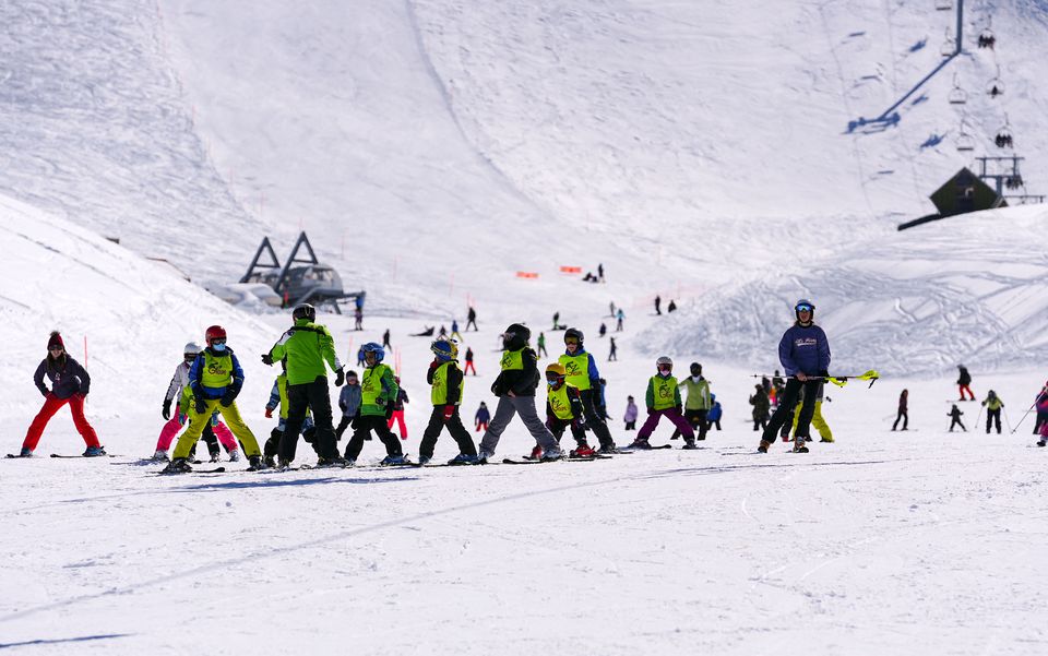 image Skiing in Lebanon too steep for most with currency in freefall
