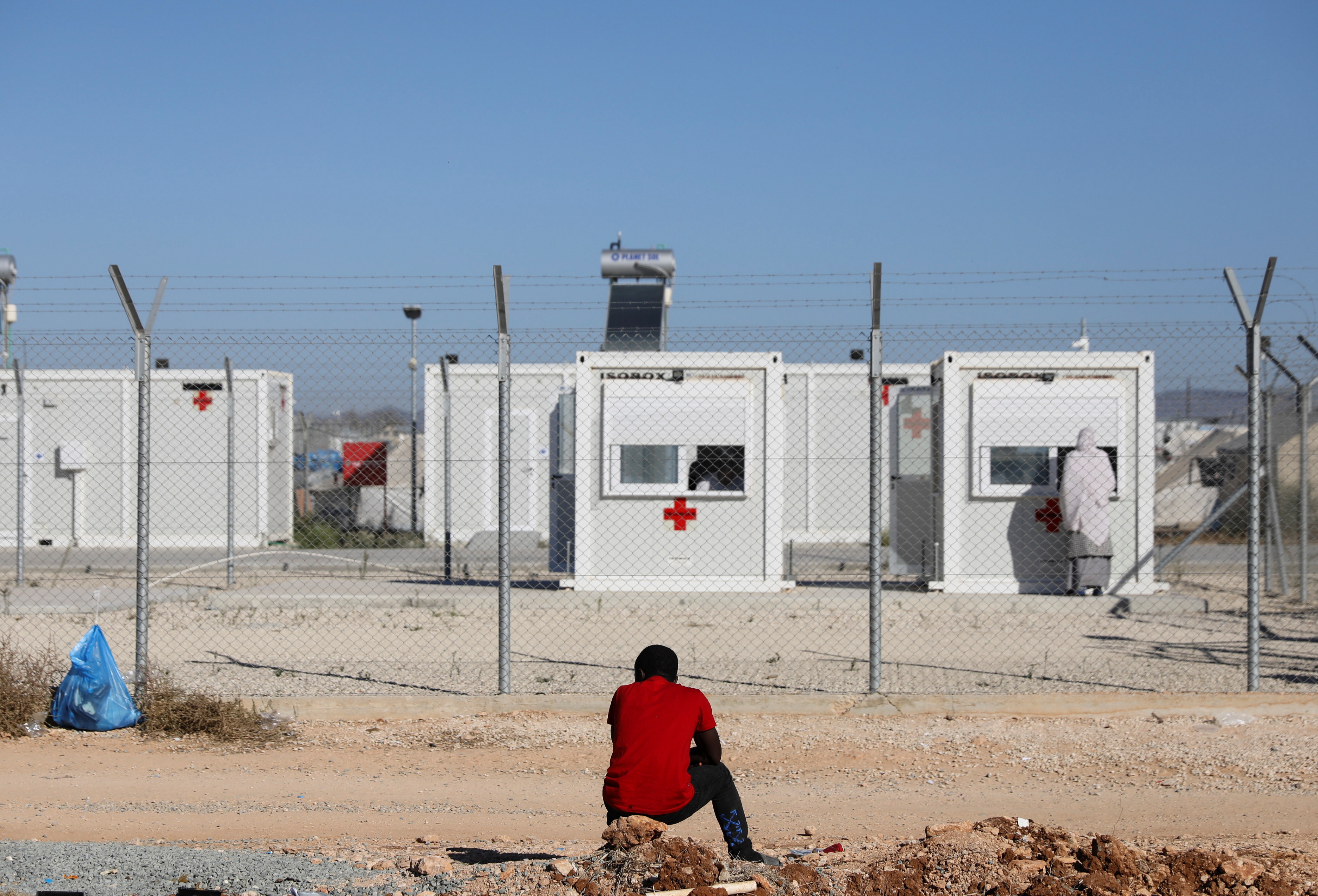 image Interior minister welcomes EU funding to improve facilities for irregular migrants