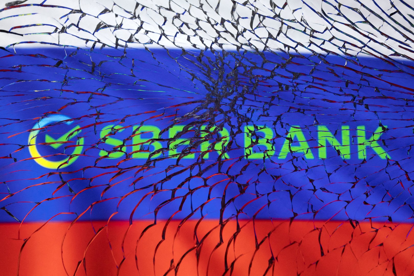 image Russia&#8217;s No.1 lender Sberbank pulls out of Europe
