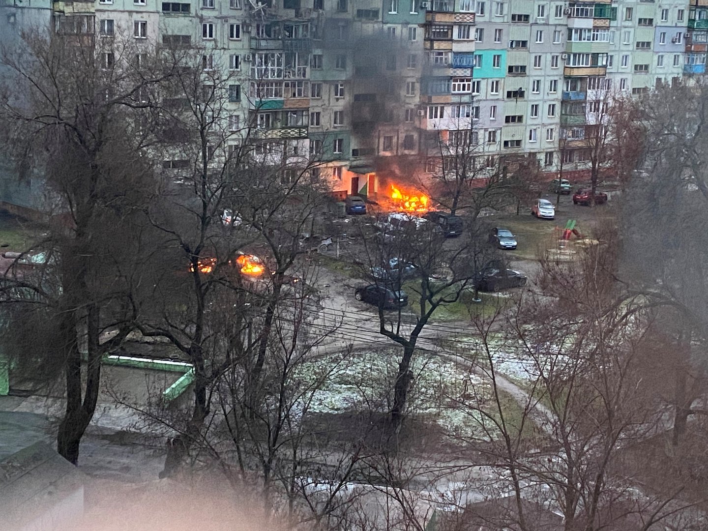 image From bombarded basement, Mariupol mayor tries to help besieged residents flee
