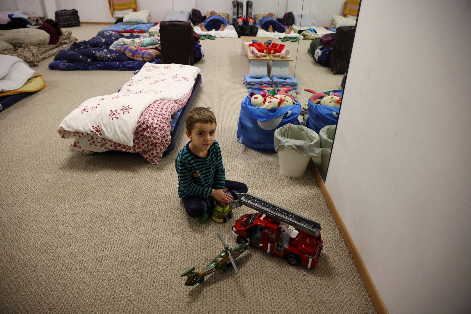 image Hundreds of thousands in Ukraine cut off from aid, UN says