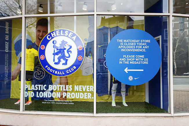 image Chelsea sale halted after sanctions against owner Abramovich