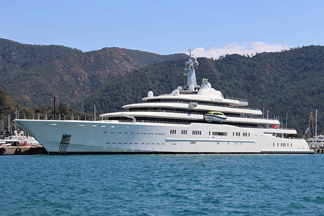 image Second Abramovich superyacht docks in sanctions-free Turkey