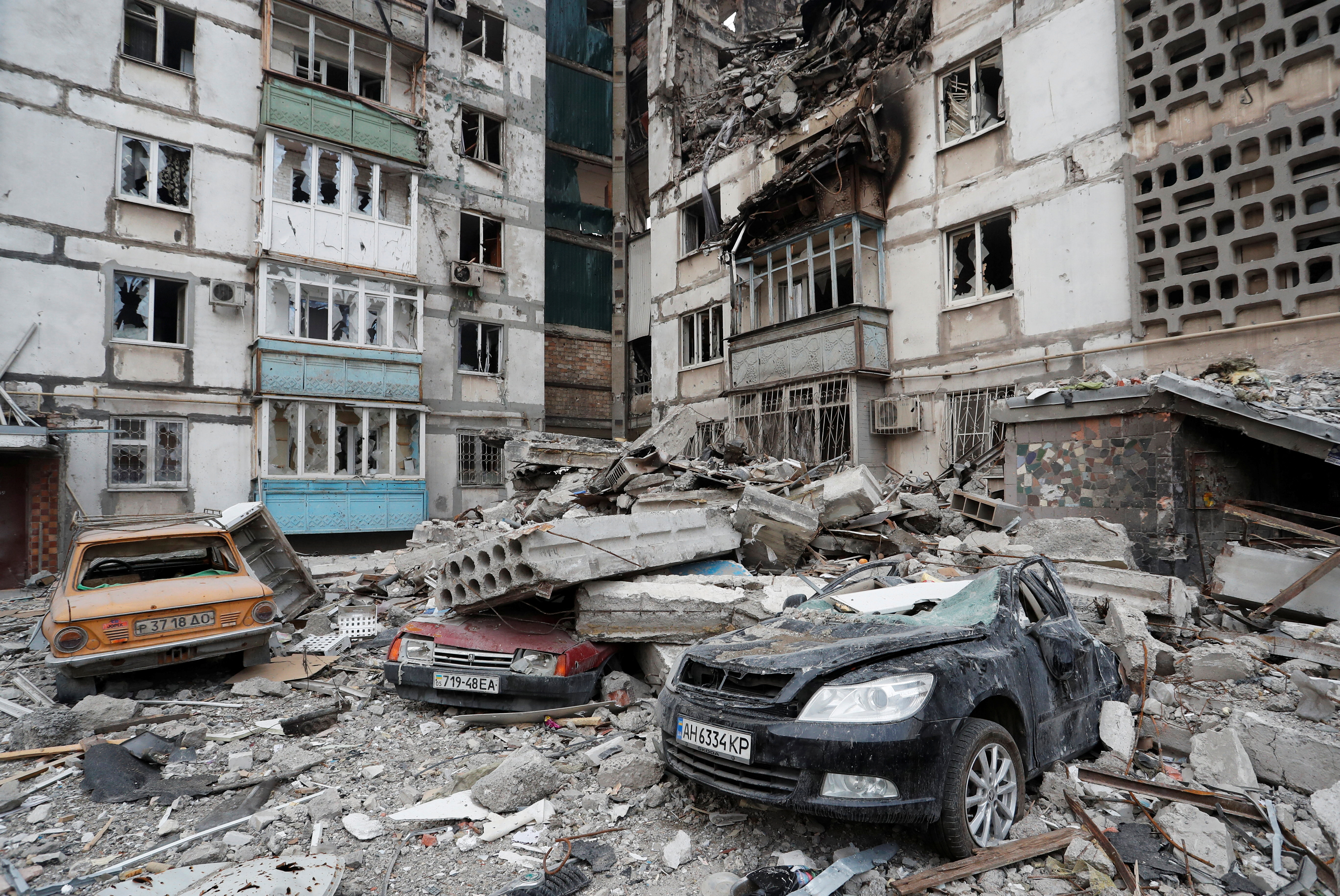 image Almost 5,000 killed in Mariupol since Russian siege began, mayor’s office (Update 2)