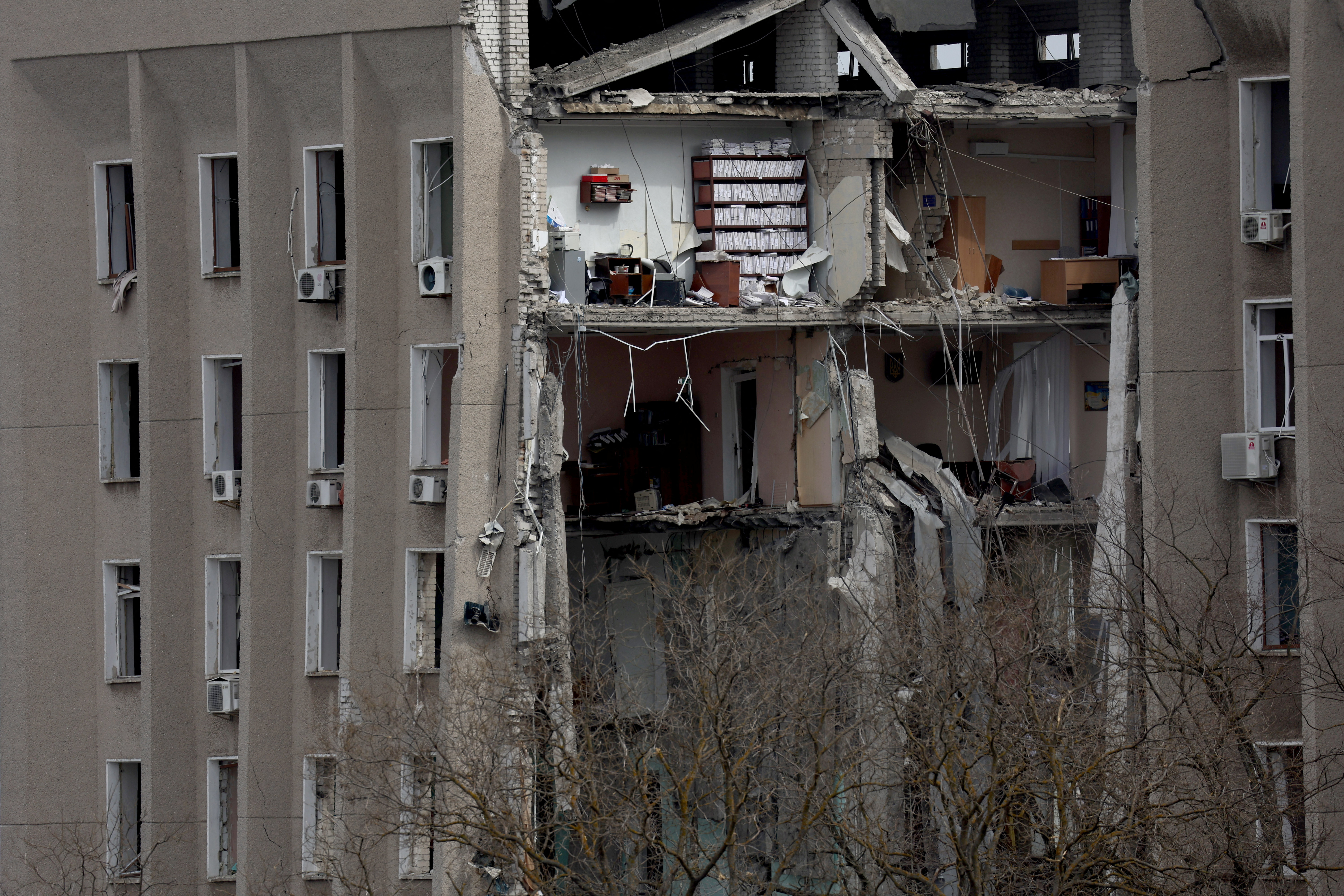 image Three killed in Ukraine&#8217;s Mykolaiv city as rocket blasts hole in regional HQ