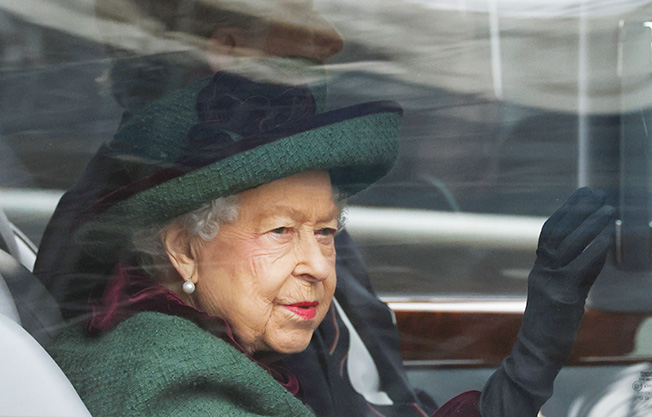 image Queen Elizabeth pulls out of parliament opening because of &#8216;mobility problems&#8217; (Updated)