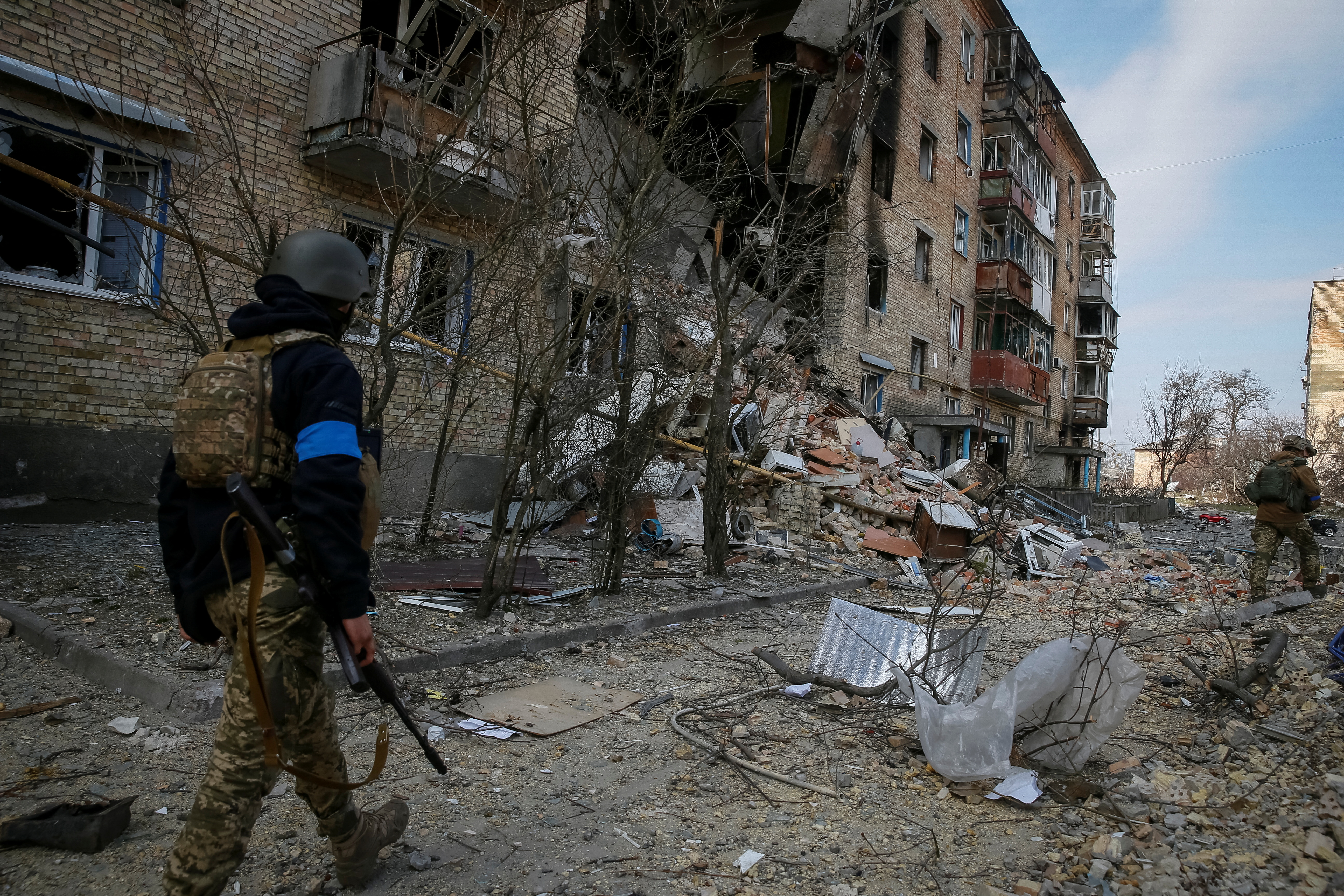image Britain says Russian units forced to return to Belarus, Russia to resupply