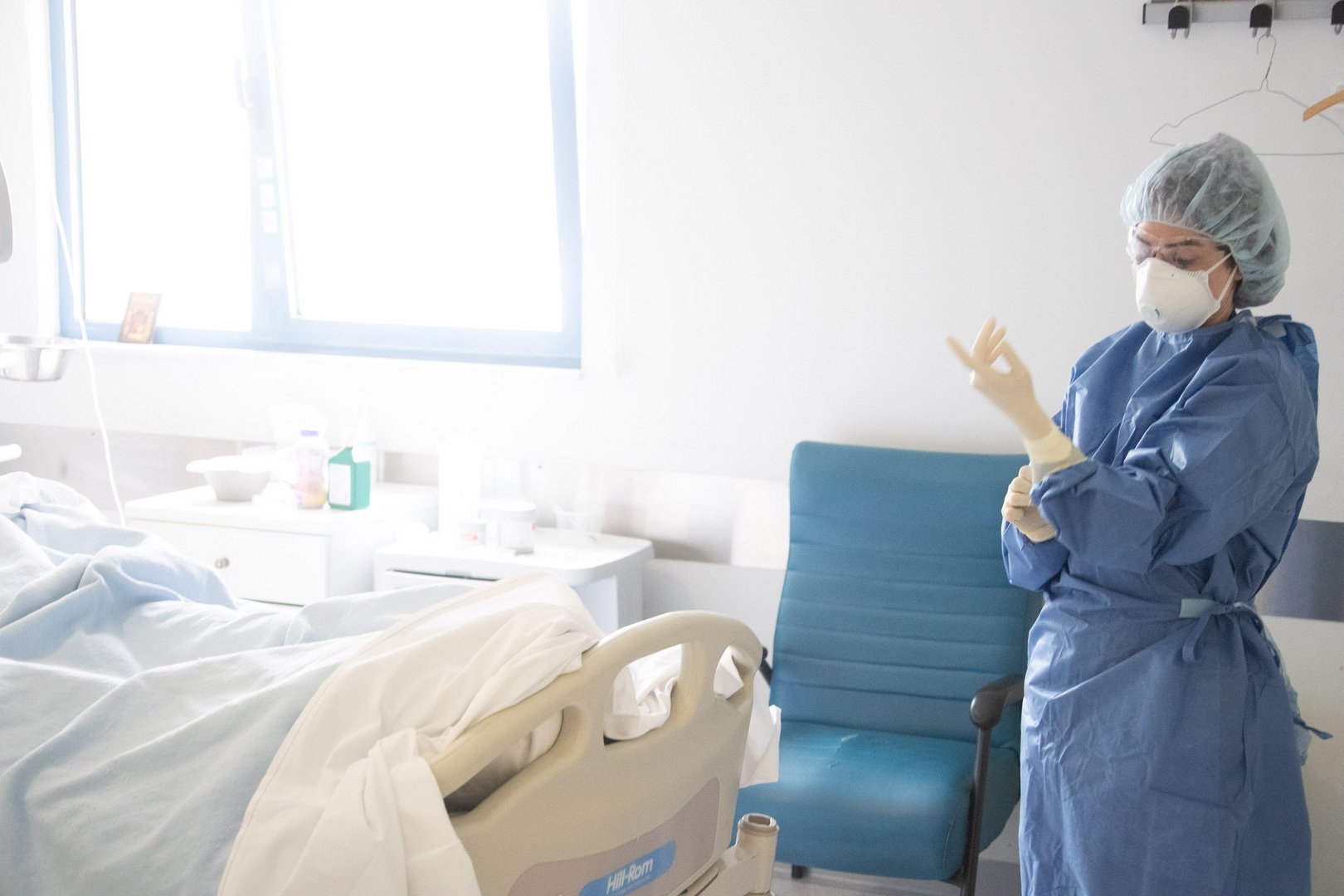 image Coronavirus: Unless further setbacks, Covid will be treated like the flu, adviser says (updated)