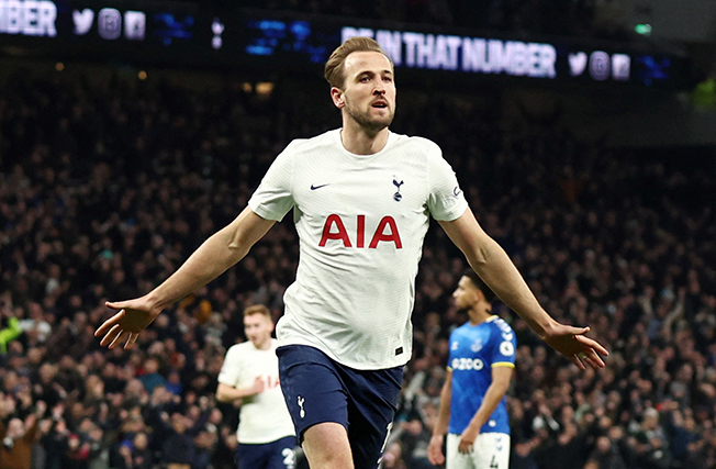 image Spurs&#8217; Kane pleased to leapfrog Arsenal great Henry in scoring chart