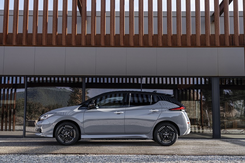 nissan leaf 2022 2