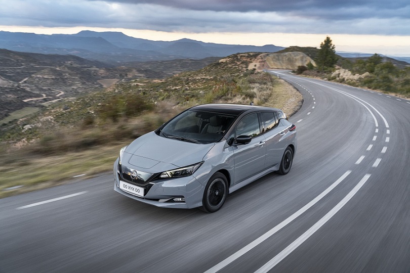 nissan leaf 2022 3