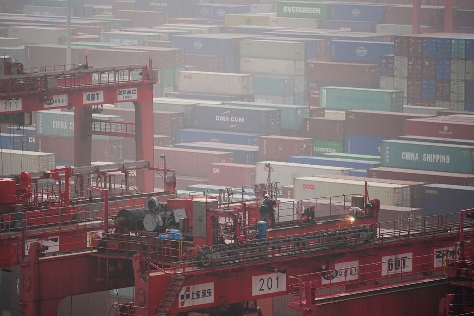 image Pressed to choose sides on Ukraine, China trade favors the West (Updated)