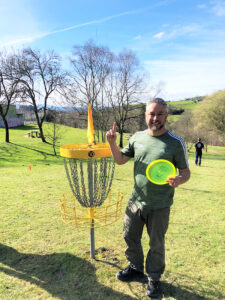 feature3 robert on a disc golf course in Asturias, Spain photo by miguel espiau