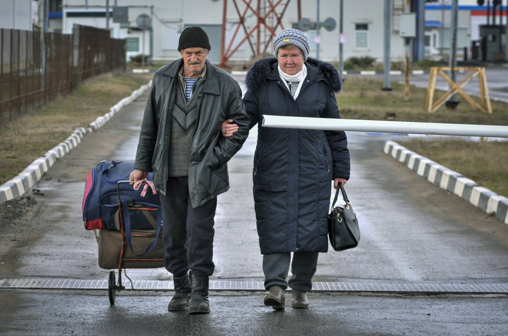 image Ukraine hopes &#8216;humanitarian corridor&#8217; from Mariupol will open