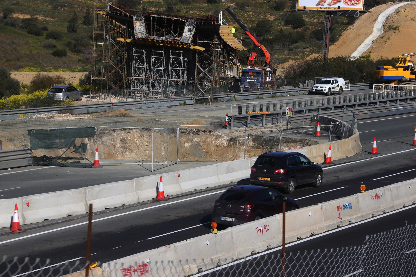 image Ongoing misery for motorists as authorities plead for patience