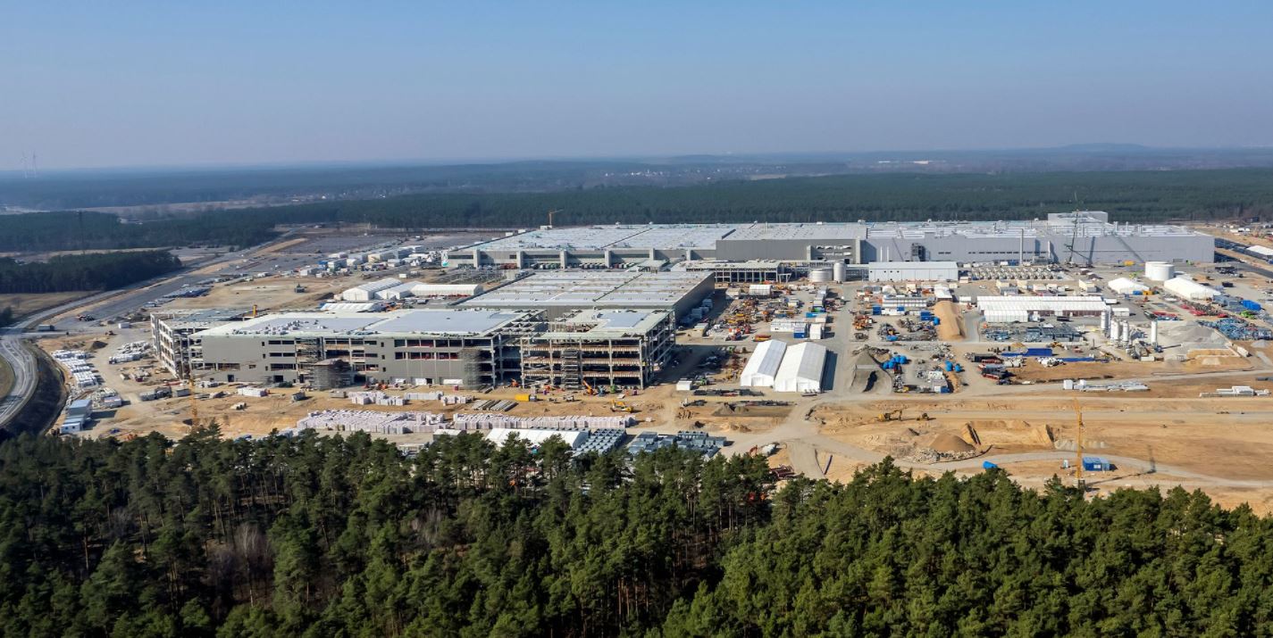 image Tesla rolls out first vehicles as German gigafactory goes live