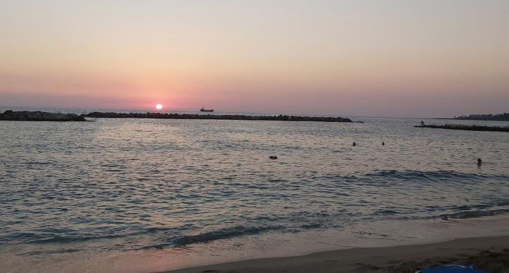image Obsession with wave breakers ‘reckless’, say NGOs