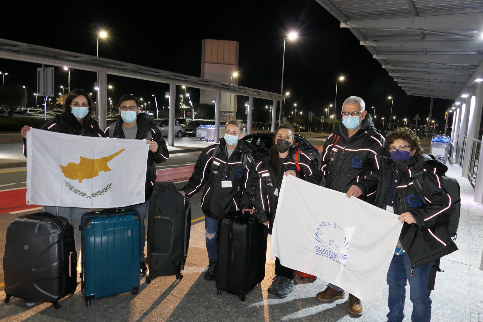 image Cypriot volunteer doctors ready to start work on Ukraine border
