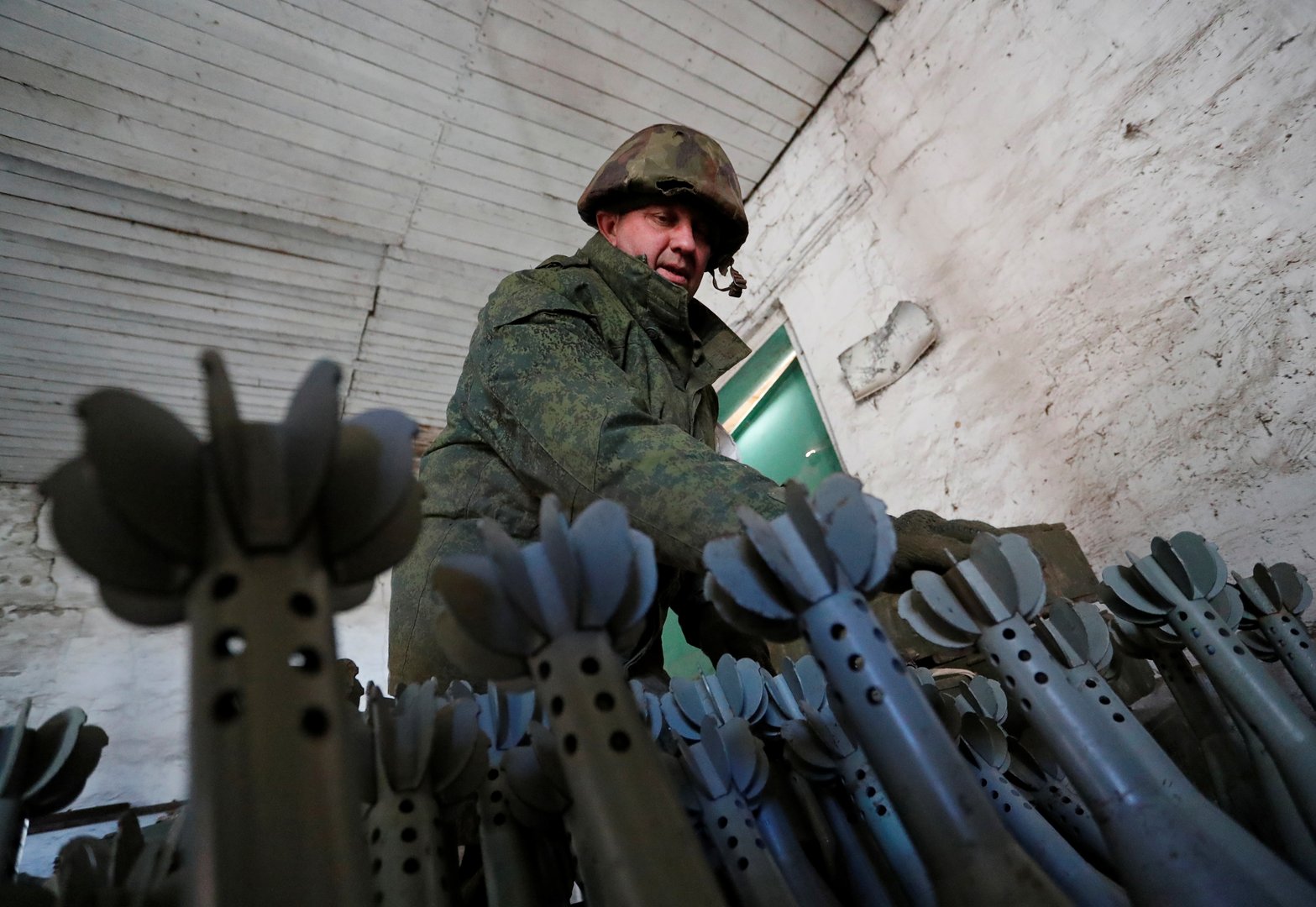 image EU closes loophole allowing multimillion-euro arms sales to Russia