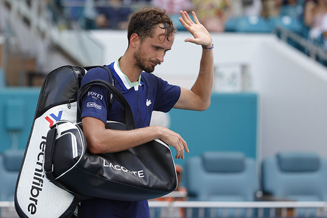 image Medvedev denied world No. 1 spot in Miami after defeat