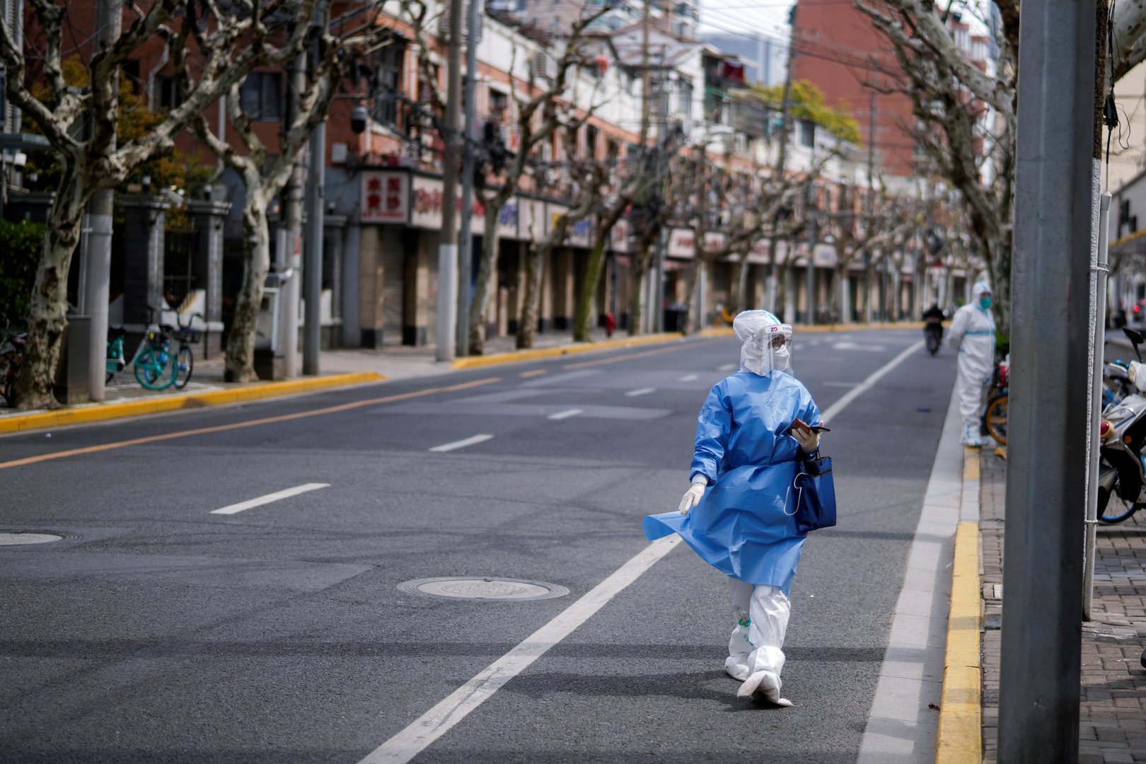 image As Shanghai expands COVID lockdown, life on hold in city of 26 million