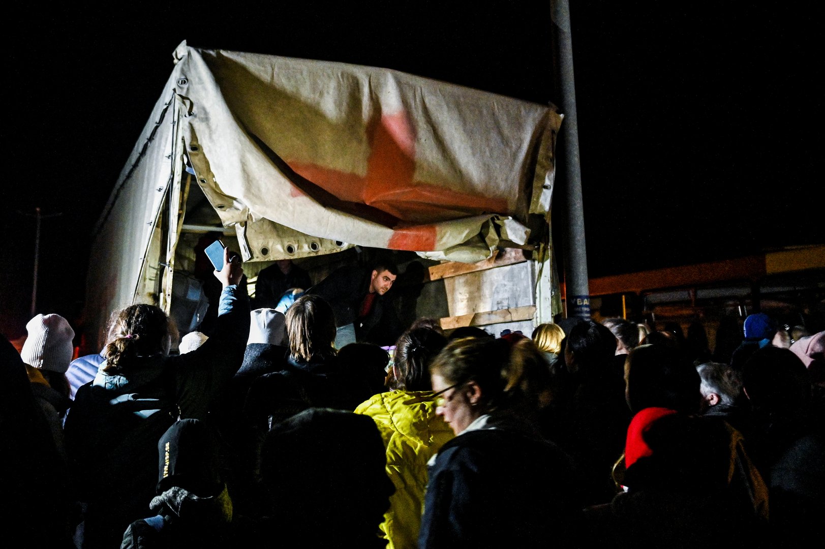 image As Mariupol residents flee, Russian forces hunt for Ukrainian fighters