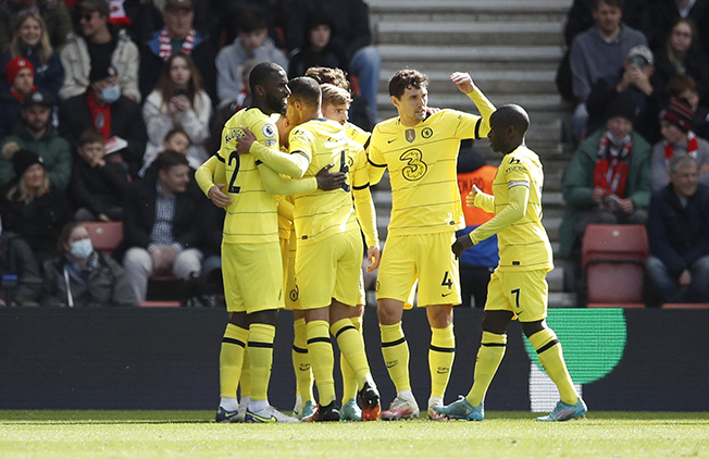 image Chelsea hit Saints for six, Arsenal beaten by Brighton