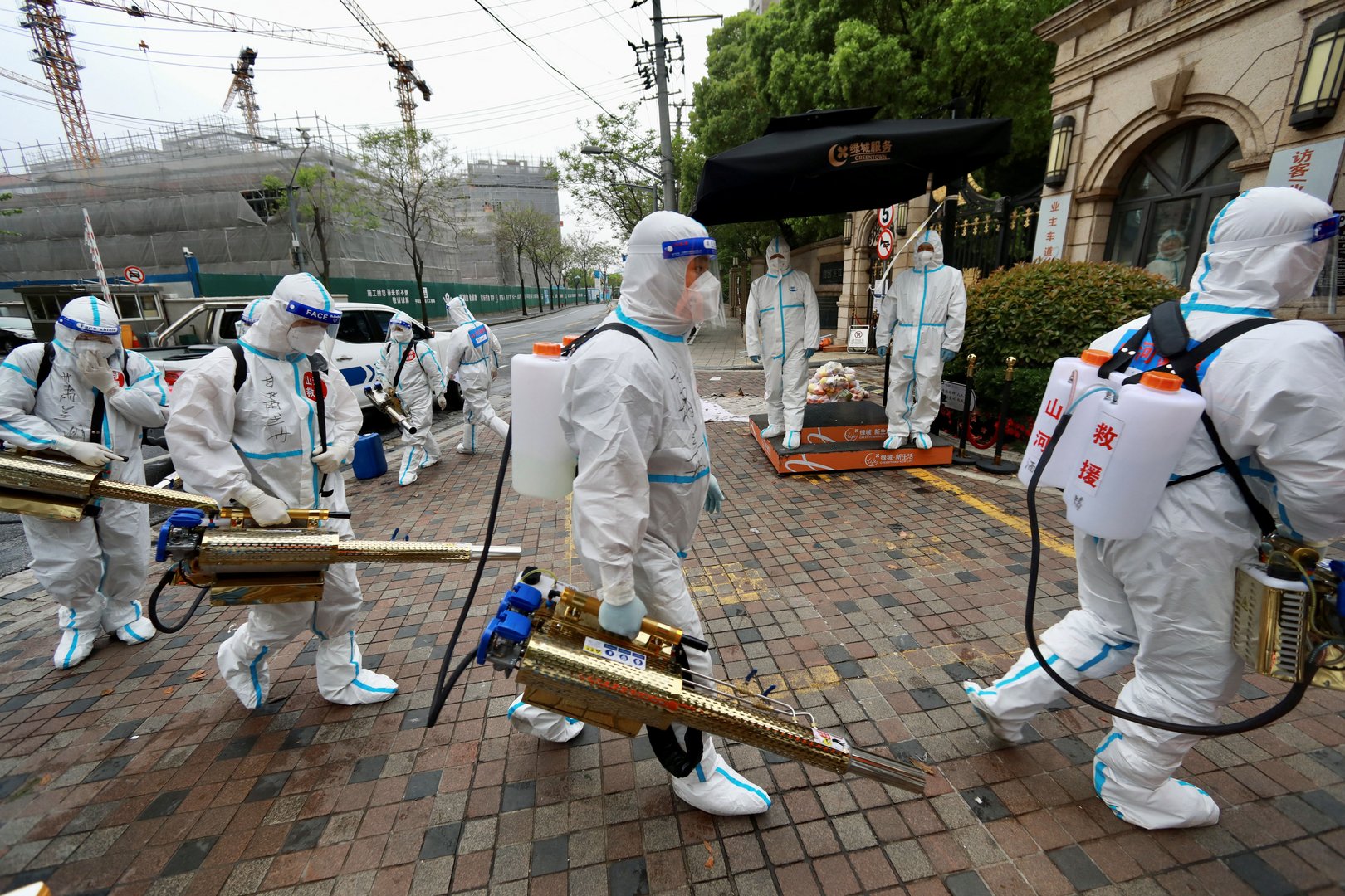 image Coronavirus: Local advisers perplexed at draconian Shanghai lockdown